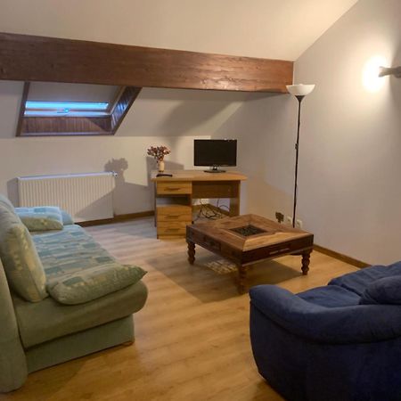 Cedric Hotel Bassy Bagian luar foto